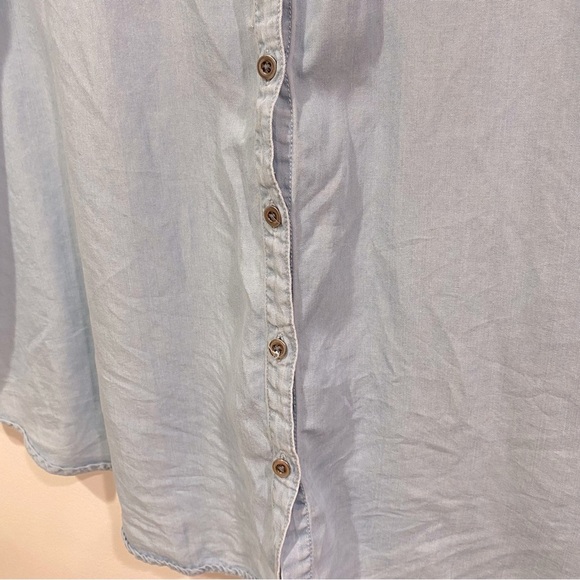 Torrid chambray button down - Picture 9 of 11